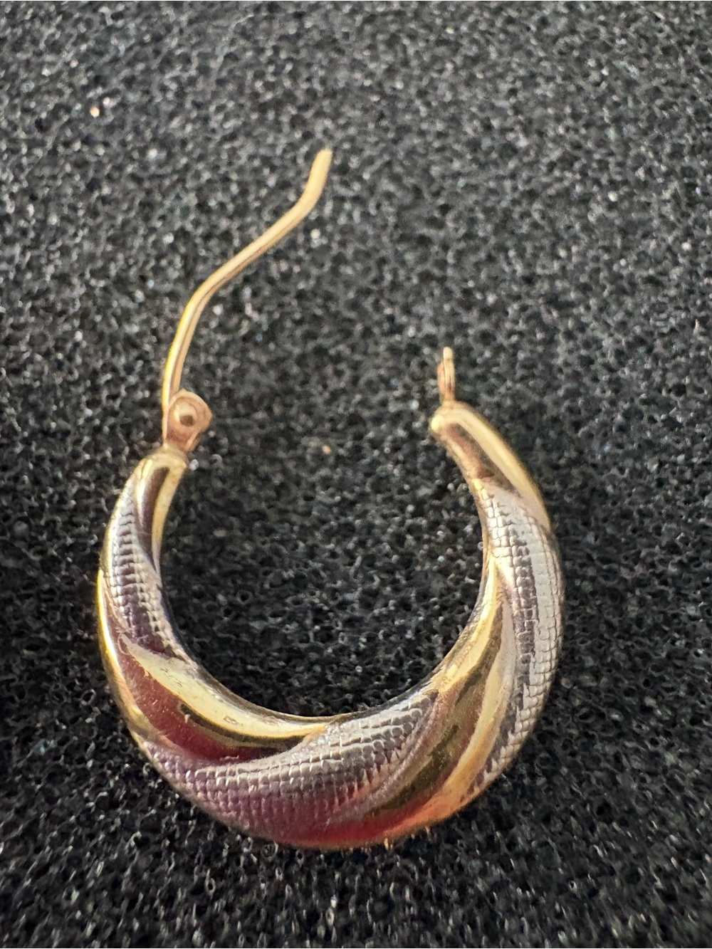 Gold 3/4” Two-Tone Crescent Hoop Earrings - Picture 2 of 4